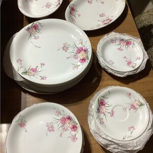 Noritake White and Pink Floral Dinnerware Set
